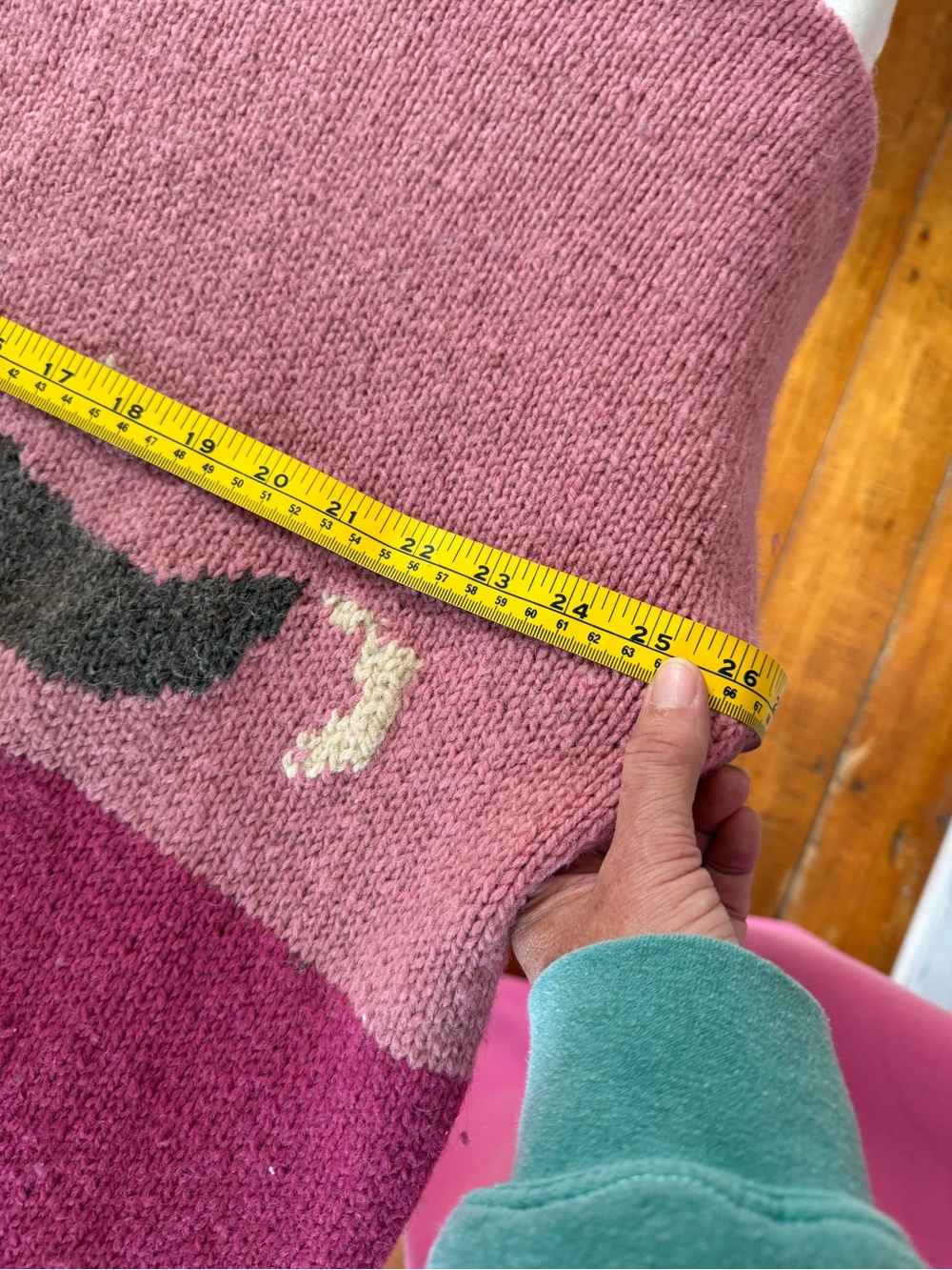 Women’s Handmade Two Tone Pink Whale Tail Long Sleeve Crew Neck Sweater Size L - Picture 6 of 8